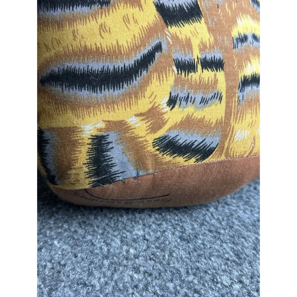 Vintage cat pillow